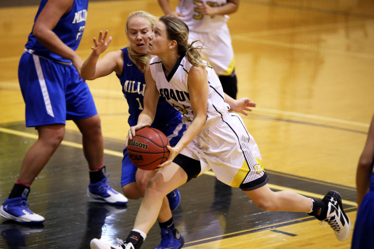 Women's basketball rolls into NCAC semi-finals with win over Wooster