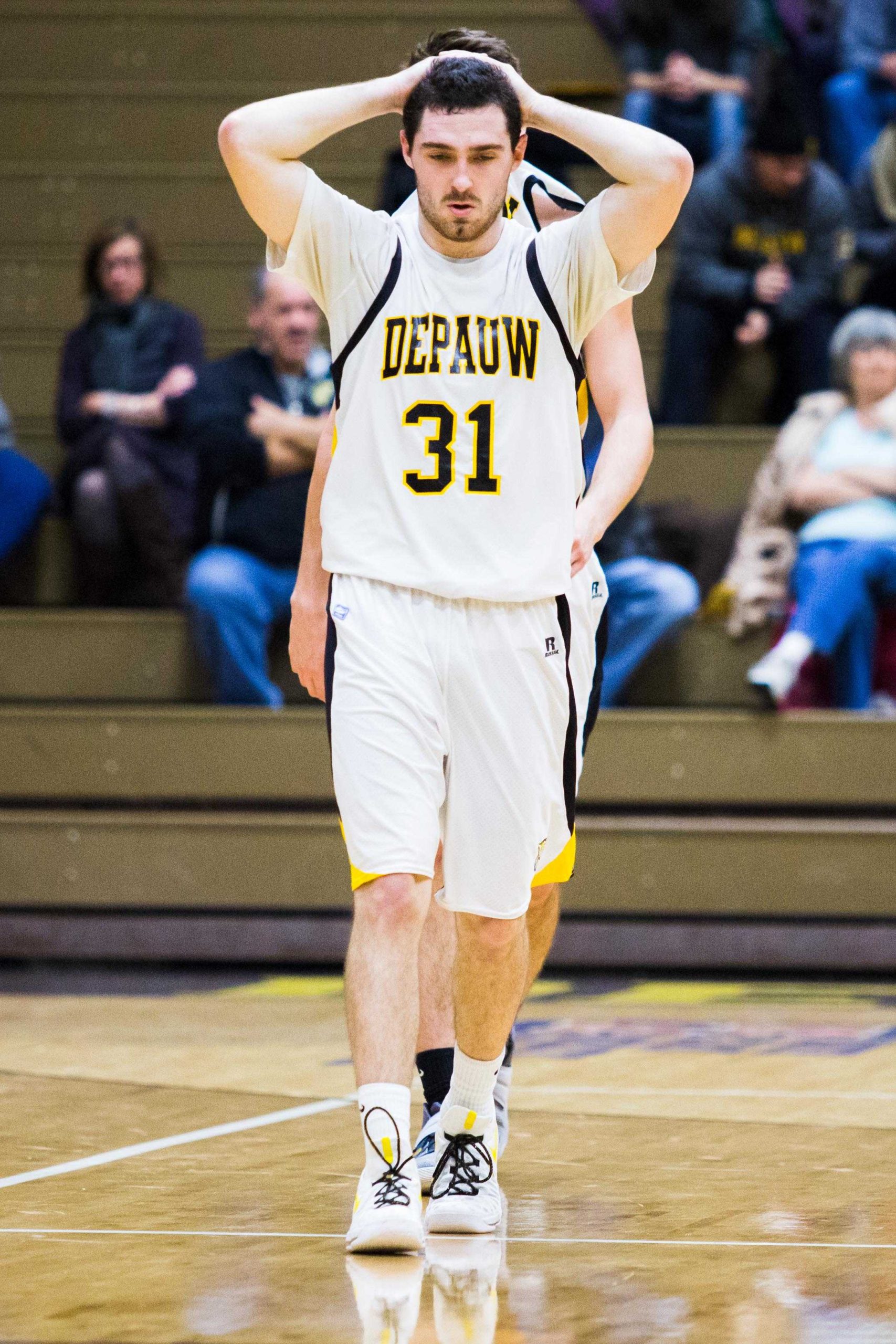 Men’s basketball flips the script with second half comeback against Kenyon