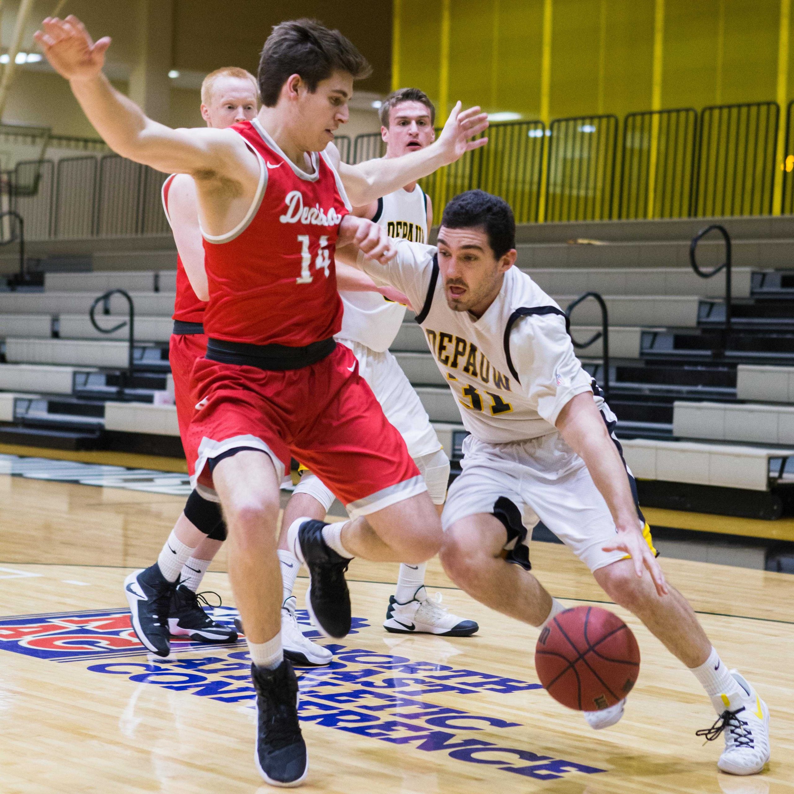 Men’s basketball flips the script with second half comeback against Kenyon