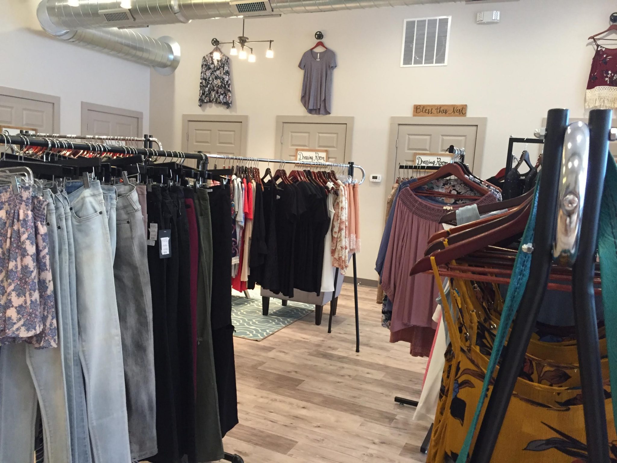 Cricket’s Unique Boutique moves store to Indiana Street The DePauw