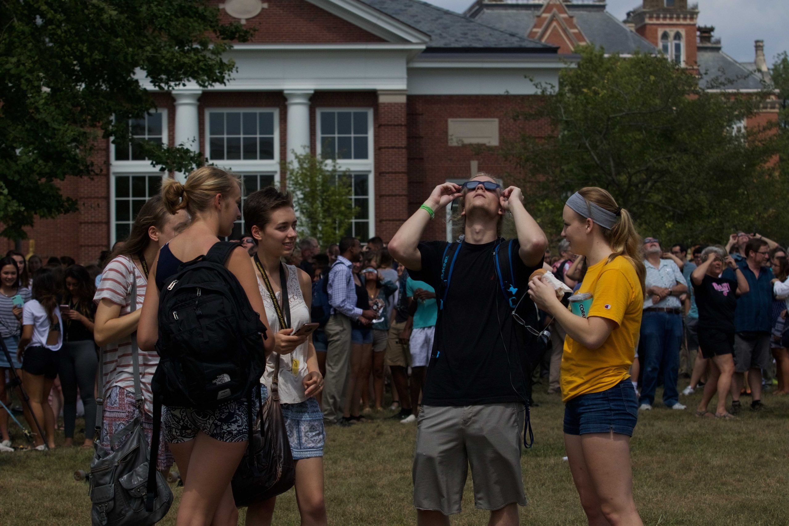 Eclipse in pictures: DePauw community comes together for natural phenomena