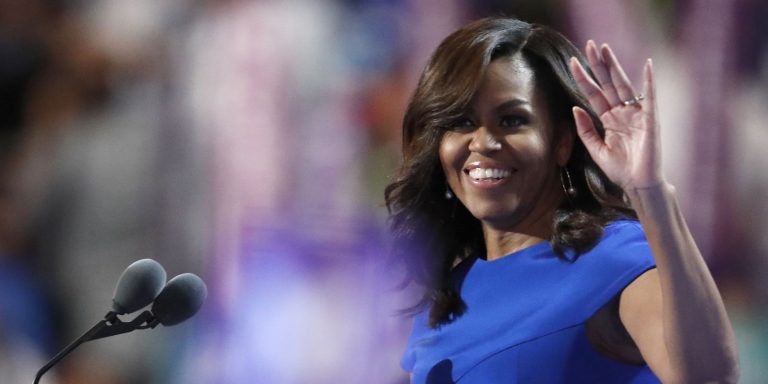 Michelle Obama leaves Indianapolis crowd on their feet