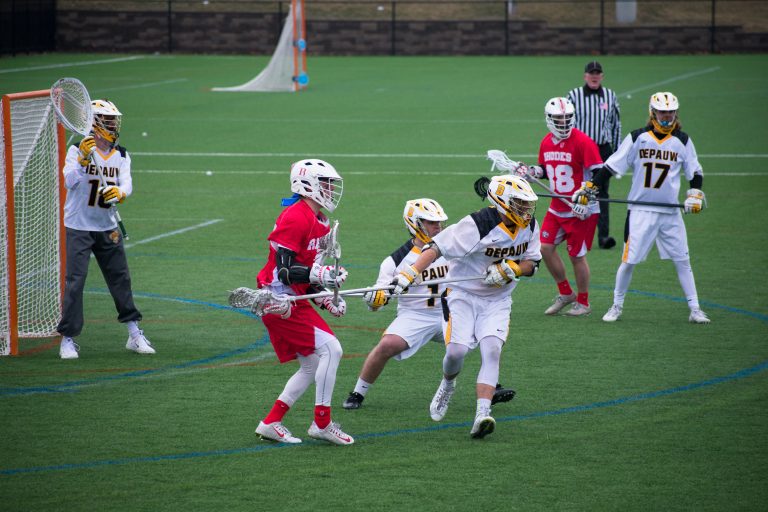 Men’s lacrosse falls to Rhodes in season opener