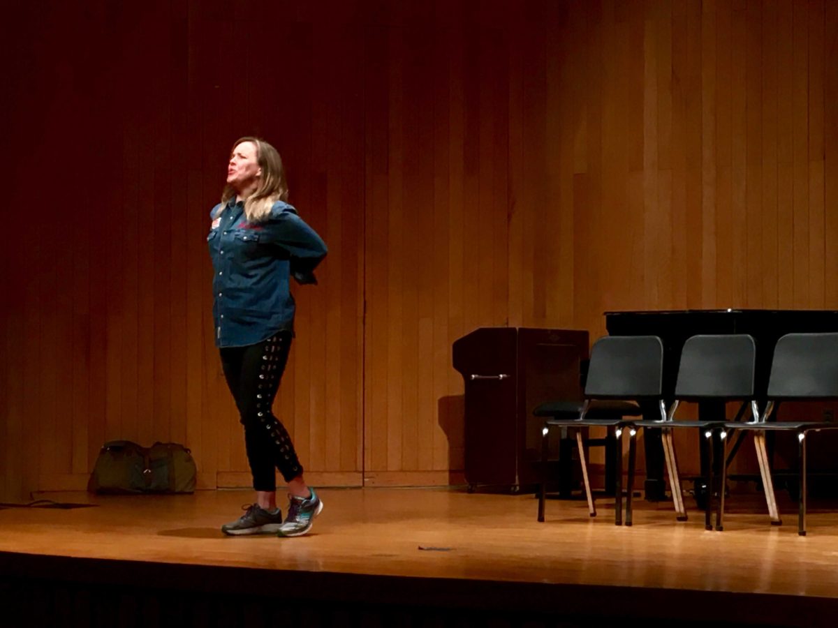 Alice Ripley performs a song for voice students. KATHERINE VIECK