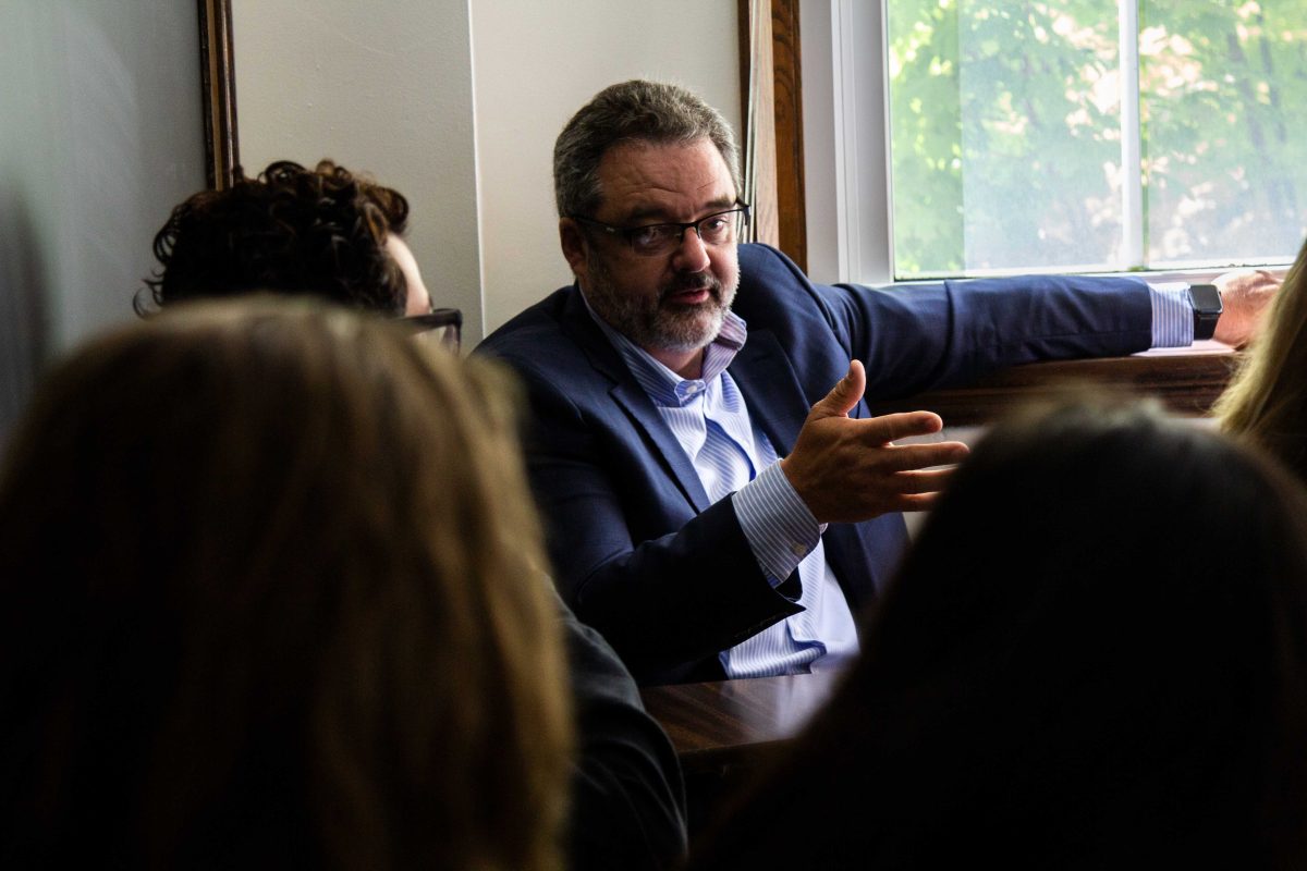 President McCoy sits in with students during a DePauw Dialogue breakout session and discusses issues on campus BYRON MASON II