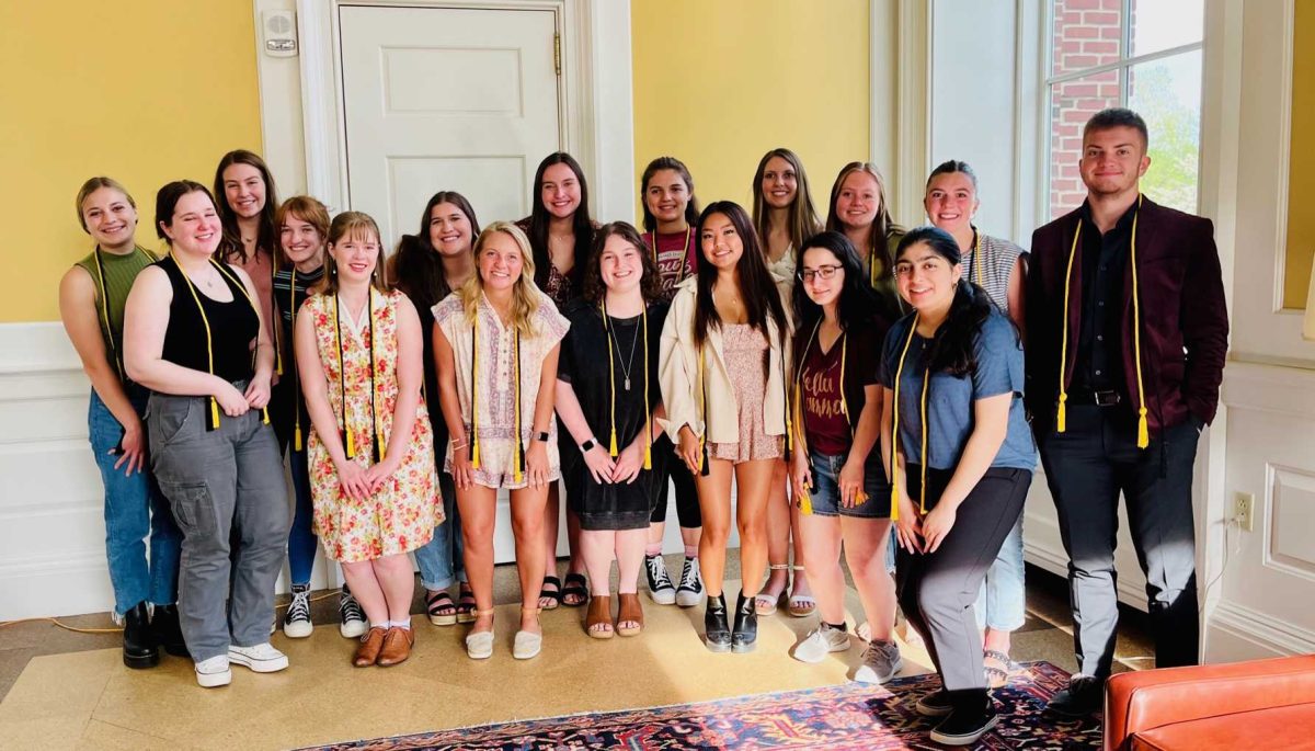 Honor scholar senior class of 2023, courtesy of Rebecca Schindler.