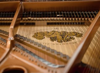 Musician Joe Goodkin Brings “The Blues of Achilles” to DePauw